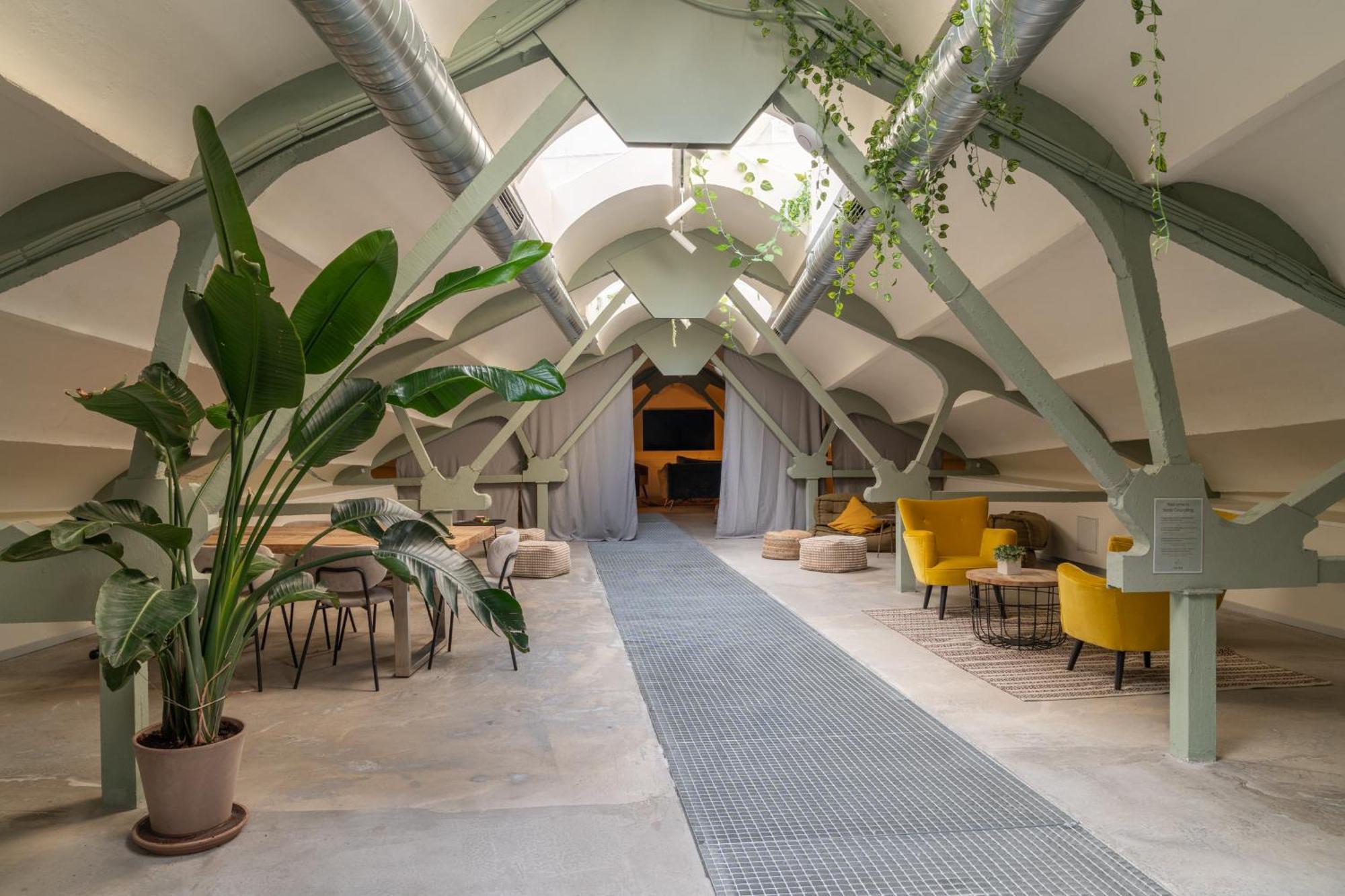 Ola Living Hostal Tetuan Madrid Exteriér fotografie